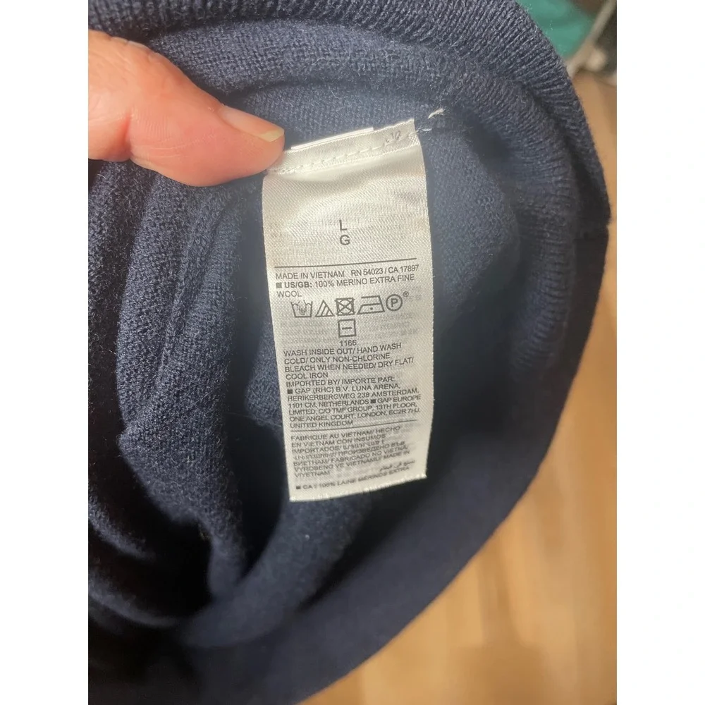 Banana Republic Mens Navy Blue 100% Extra Fine Merino‎ Wool V-Neck Sweater Large